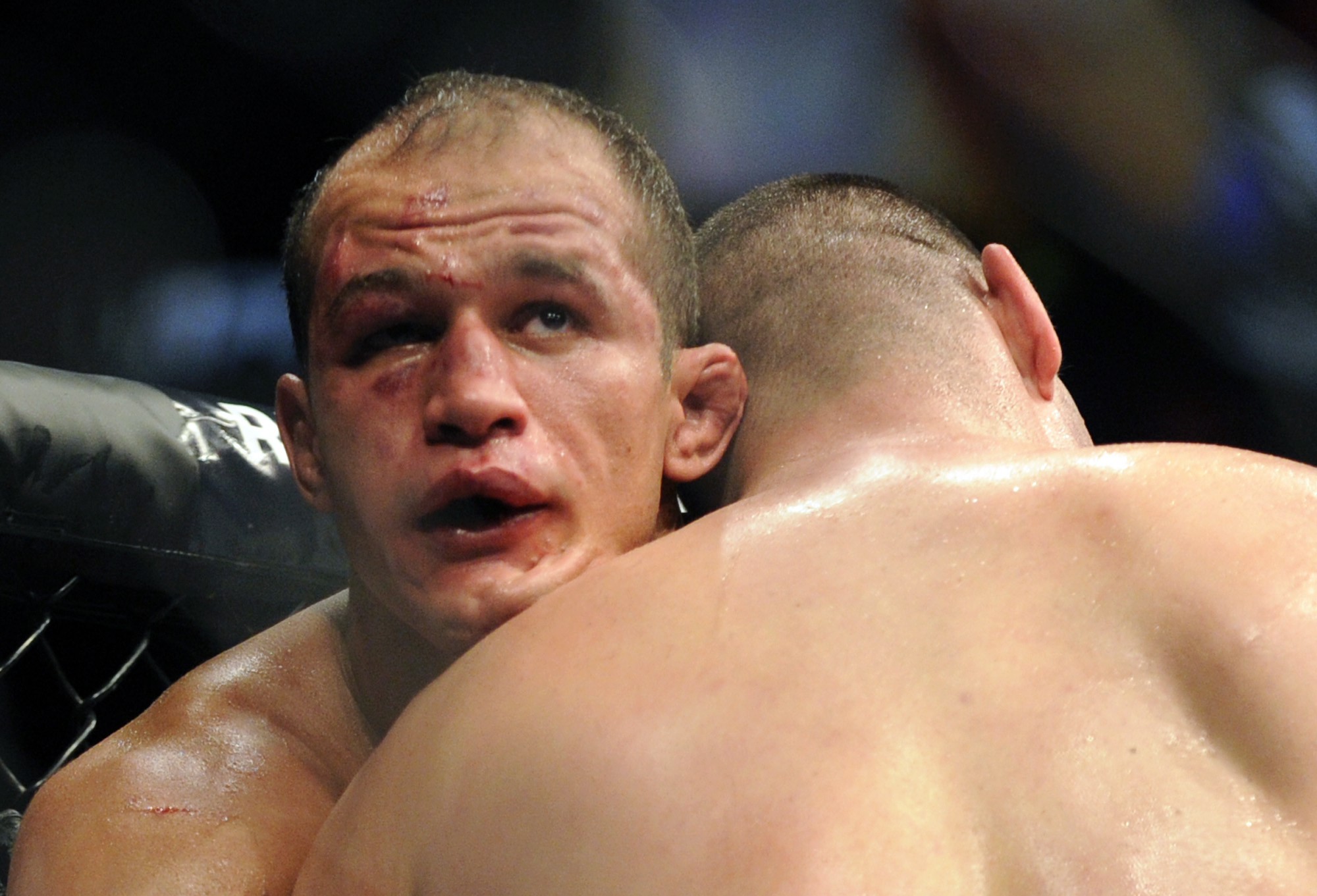 junior-dos-santos-cain-velasquez